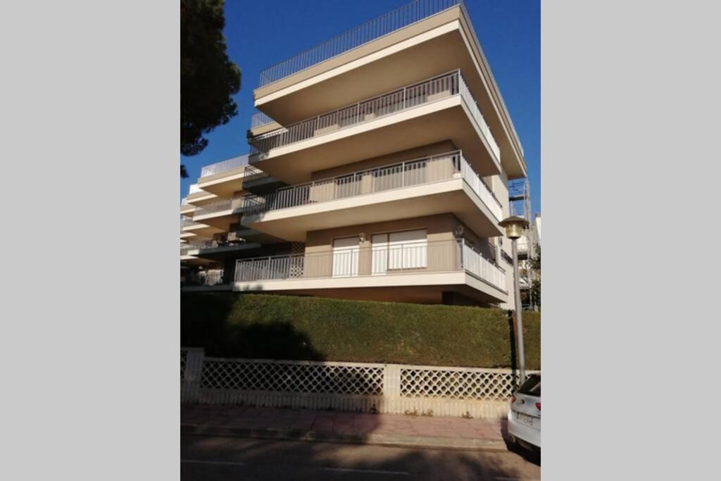 פלאמוס Apartamento Con Terraza En La Playa De La Fosca מראה חיצוני תמונה
